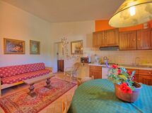 Accommodation:&nbsp;Belvedere