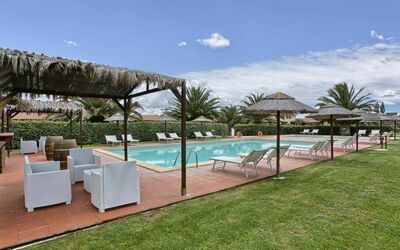 Castiglione Della Pescaia 50: Property, Swimming Pool, Real Estate, Resort, House, Building, Vacation, Grass, Home, Leisure