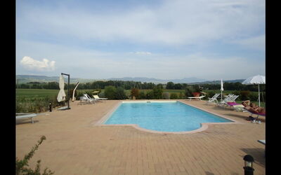 Accommodation:&nbsp;Gallo