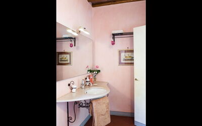 Accommodation:&nbsp;Nappolaio