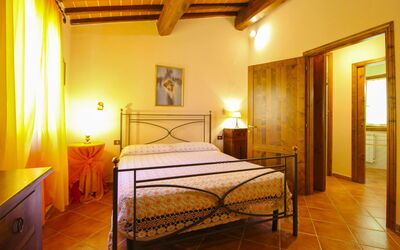 Accommodation:&nbsp;La Rosa