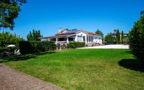 Casa Grion: Swimming Pool, Home, Cottage, Estate, Farmhouse, Garden, Villa, Hacienda, Yard, Landscaping