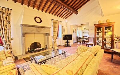 Accommodation:&nbsp;Campoli 1