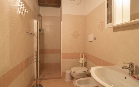 Accommodation:&nbsp;Villastrada 130.3