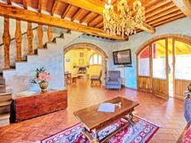 Accommodation:&nbsp;Anna 1