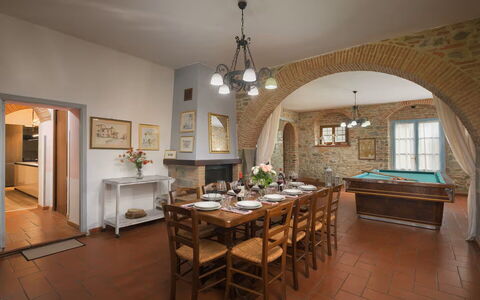 Villa Giare: Furniture, Interior Design, Wall, Ceiling, Table, Flooring, Wood, Kitchen & Dining Room Table, Chair, Dining Room