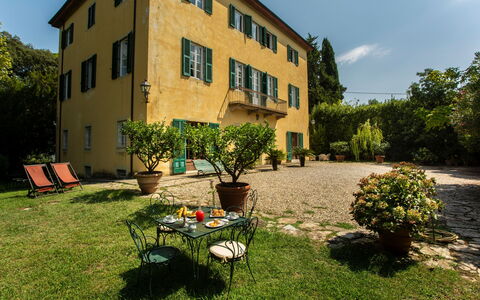 Villa Pedone: Sky, Plant, Building, Property, Window, Tree, Land Lot, Grass, House, Natural Landscape