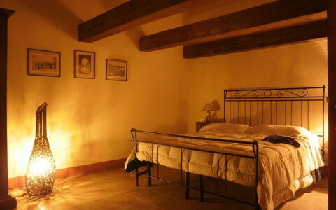 Accommodation:&nbsp;Girasole