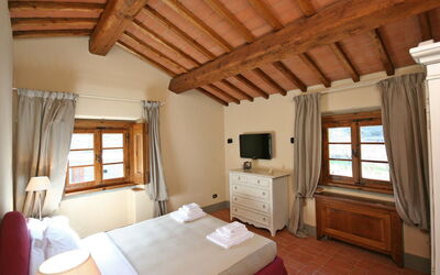 Accommodation:&nbsp;Ninfe 2
