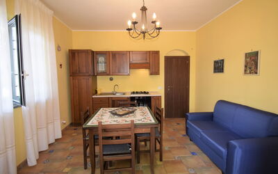 Accommodation:&nbsp;Anna 110.2
