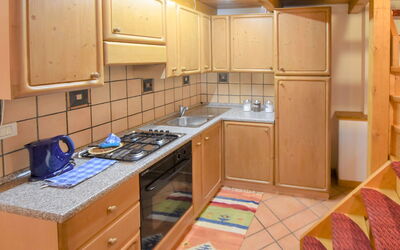 Accommodation:&nbsp;Castello 550.5