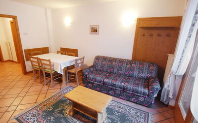 Accommodation:&nbsp;Castello 550.5