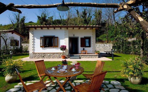 Accommodation:&nbsp;Cottage Stella