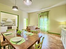 Accommodation:&nbsp;Artisti 4