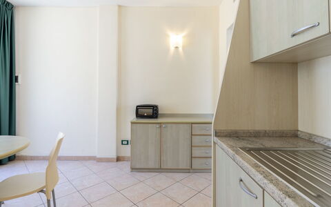 Accommodation:&nbsp;Borgoverde 530.4
