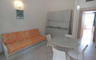 Accommodation:&nbsp;Borgoverde 530.4