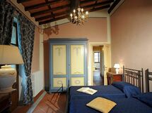 Accommodation:&nbsp;Margherita