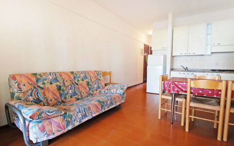 Accommodation:&nbsp;Solarium 450.4
