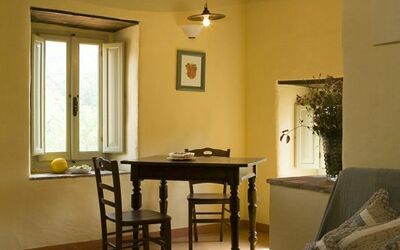 Apt Il Falco: Room, Furniture, Interior Design, Floor, Property, Ceiling, Building, Table, Living Room, Home