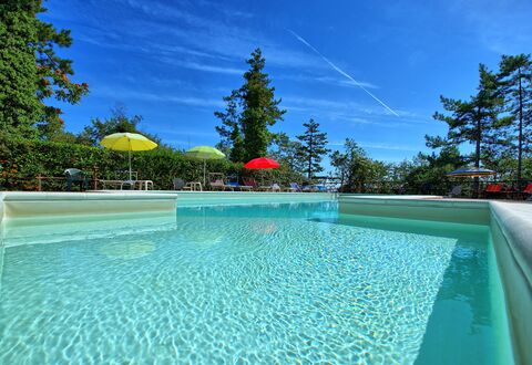 Villa Lorenzo: Swimming Pool, Property, Leisure, Real Estate, House, Water, Building, Vacation, Estate, Villa