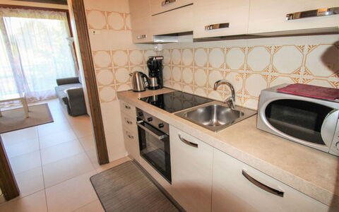 Accommodation:&nbsp;Hermitage 200.14
