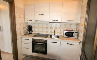 Accommodation:&nbsp;Hermitage 200.14