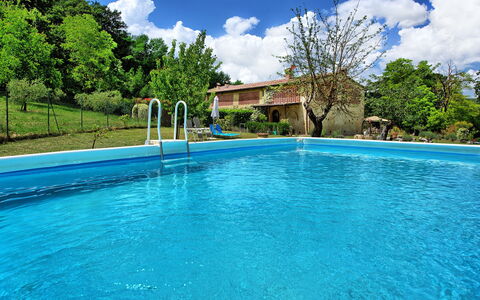 Villa Diletta: Swimming Pool, Property, Water, Leisure, Real Estate, Resort Town, Estate, Vacation, Building, Villa