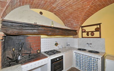 Accommodation:&nbsp;Orciaia 7