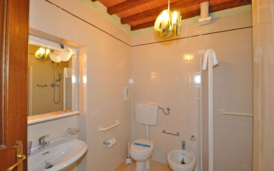 Accommodation:&nbsp;Corelli 5