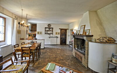 Accommodation:&nbsp;Viterbese 6