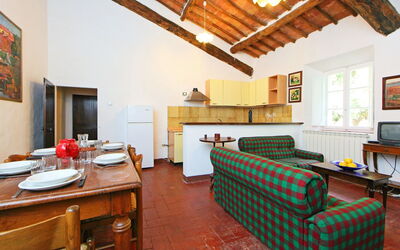 Accommodation:&nbsp;Il Nocciolo 300.8