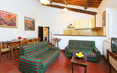 Accommodation:&nbsp;Il Nocciolo 300.8