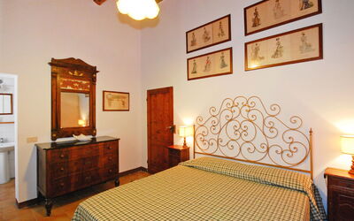 Accommodation:&nbsp;Il Ligustro 300.7