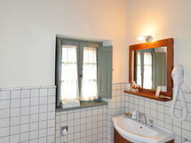 Accommodation:&nbsp;Cornia 8