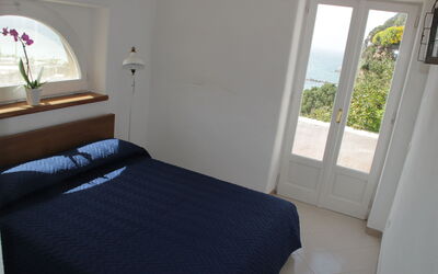 Accommodation:&nbsp;Teti