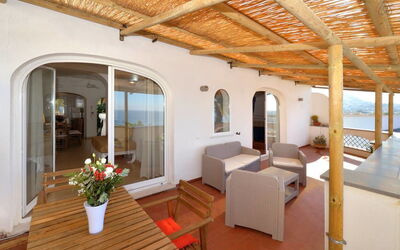 Accommodation:&nbsp;Galatea