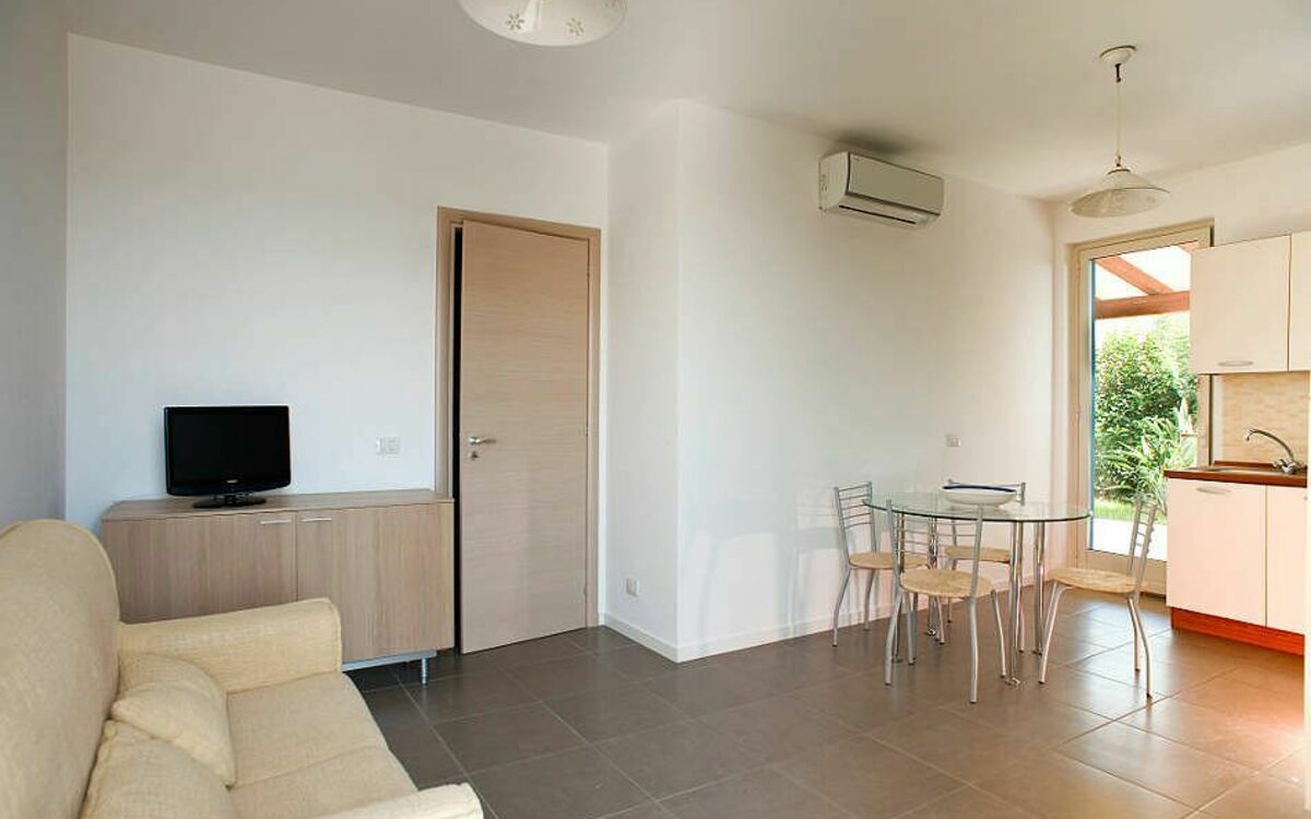 Accommodation:&nbsp;Dolce Mare 1