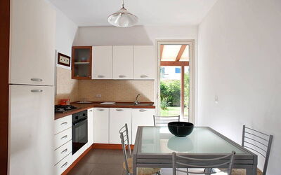 Accommodation:&nbsp;Dolce Mare 2