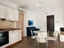 Accommodation:&nbsp;Dolce Mare 6