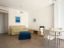 Accommodation:&nbsp;Dolce Mare 4