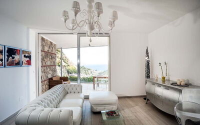 Accommodation:&nbsp;Isola Bella 2