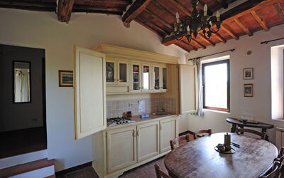 Accommodation:&nbsp;Corsignano 6