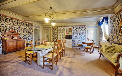 Il Gualdo: Room, Property, Building, Furniture, Interior Design, Real Estate, Ceiling, House, Estate, Floor