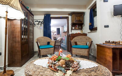 Accommodation:&nbsp;Perla