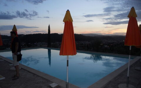 Tenuta Il Tresto: Water, Sky, Reflection, Reflecting Pool, Cloud, Tourism, Evening, Vacation, Monument, Rock