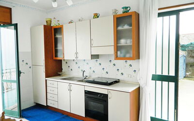 Accommodation:&nbsp;Sunrise 10.1